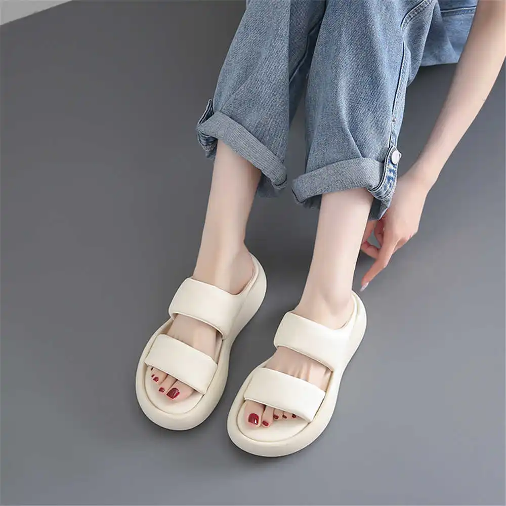 Size 39 Strips Summer Shoes Sa - Outdoor Sport Outlet recension och pris